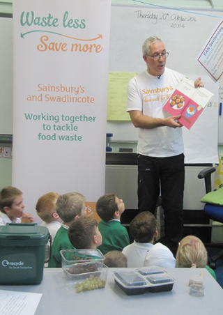 Andy Chalmers running Fab Food in Swadlincote Schools